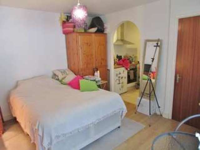  Image of 1 bedroom Detached house to rent in Ickleton Road Wantage OX12 at Ickleton Road Wantage, OX12 9JA