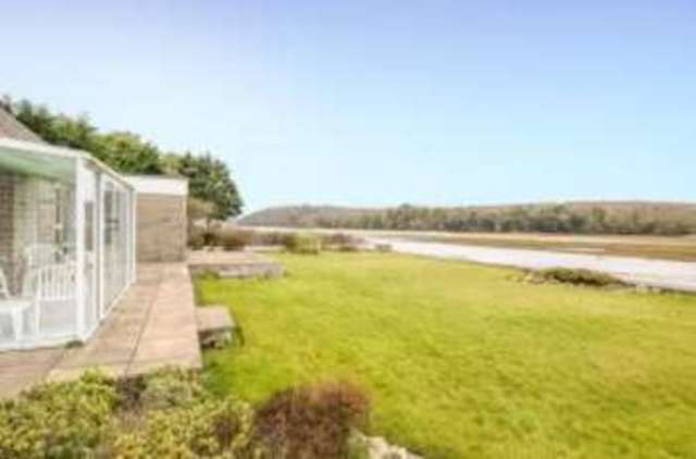 Image of 3 bedroom Bungalow for sale in Quay Road Devoran Truro TR3 at Devoran Truro Devoran, TR3 6PW