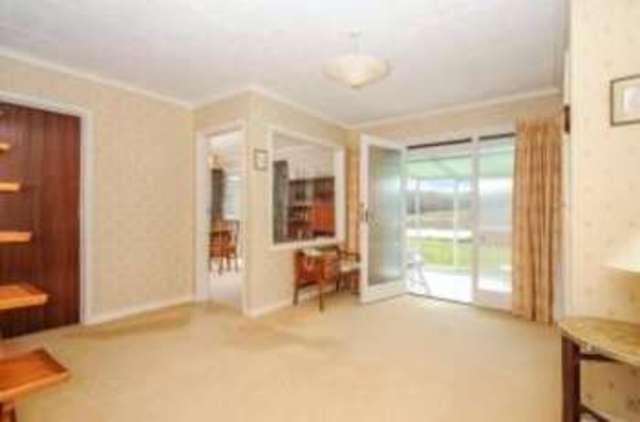  Image of 3 bedroom Bungalow for sale in Quay Road Devoran Truro TR3 at Devoran Truro Devoran, TR3 6PW