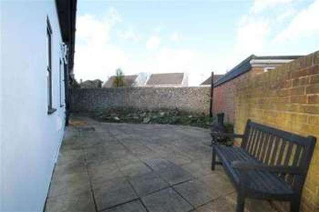  Image of 3 bedroom Detached house for sale in Upper Brighton Road Broadwater Worthing BN14 at Broadwater, BN14 9HU