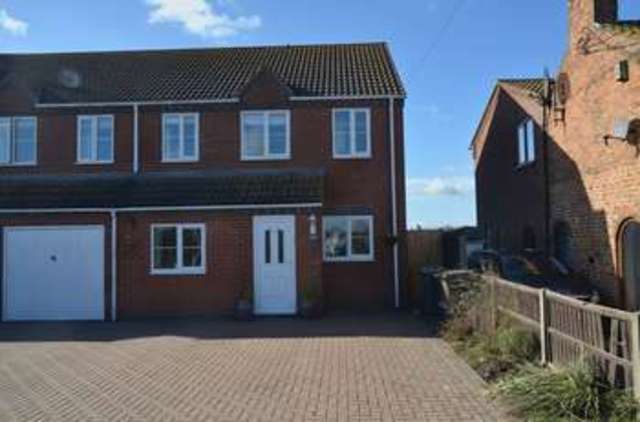 Image of 3 bedroom Semi-Detached house for sale in Jerusalem Cottages Jerusalem Lincoln LN6 at Jerusalem Cottages Jerusalem Lincoln, LN6 4RN