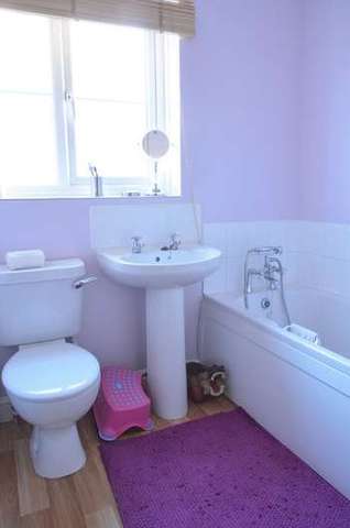  Image of 3 bedroom Semi-Detached house for sale in Jerusalem Cottages Jerusalem Lincoln LN6 at Jerusalem Cottages Jerusalem Lincoln, LN6 4RN