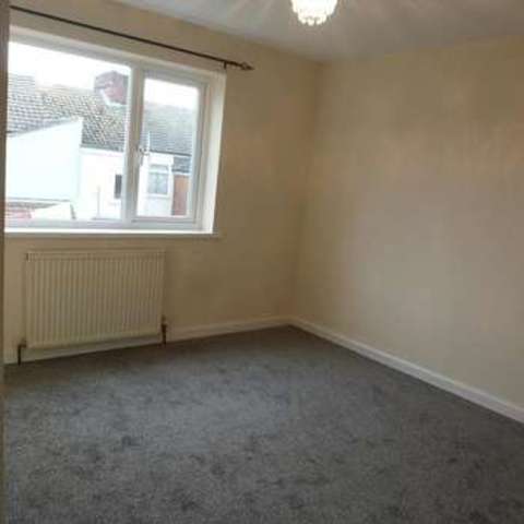  Image of 2 bedroom Detached house to rent in Clapham Road North Lowestoft NR32 at Clapham Road North  Lowestoft, NR32 1RT