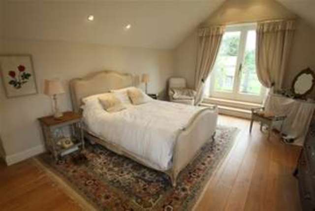 Image of 4 bedroom Detached house to rent in Smith Street West Kington Chippenham SN14 at Chippenham, SN14 7JG