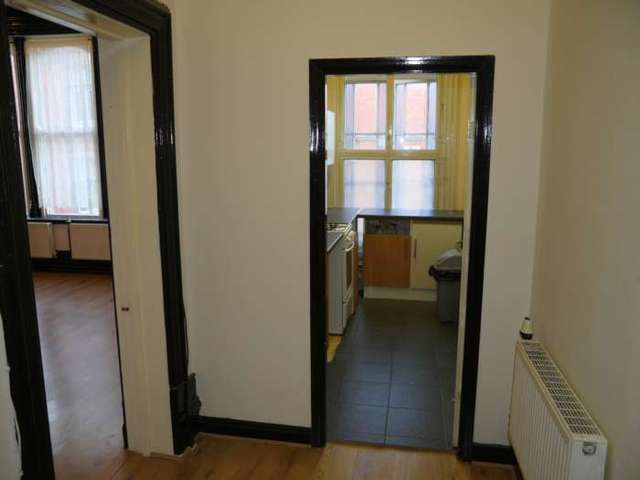  Image of 2 bedroom Flat to rent in Corporation Street Hyde SK14 at Corporation Street  Hyde, SK14 1AB