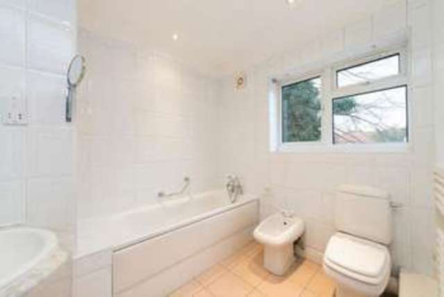  Image of 4 bedroom Terraced house to rent in Harley Road London NW3 at Harley Road Swiss Cottage London, NW3 3BX