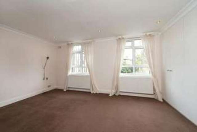  Image of 4 bedroom Terraced house to rent in Harley Road London NW3 at Harley Road Swiss Cottage London, NW3 3BX