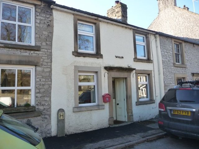  Image of 2 bedroom Detached house to rent in High Street Tideswell Buxton SK17 at High Street Tideswell Tideswell, SK17 8LB