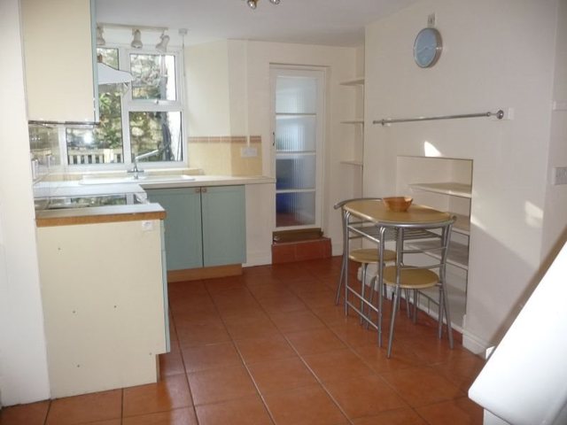  Image of 2 bedroom Detached house to rent in High Street Tideswell Buxton SK17 at High Street Tideswell Tideswell, SK17 8LB