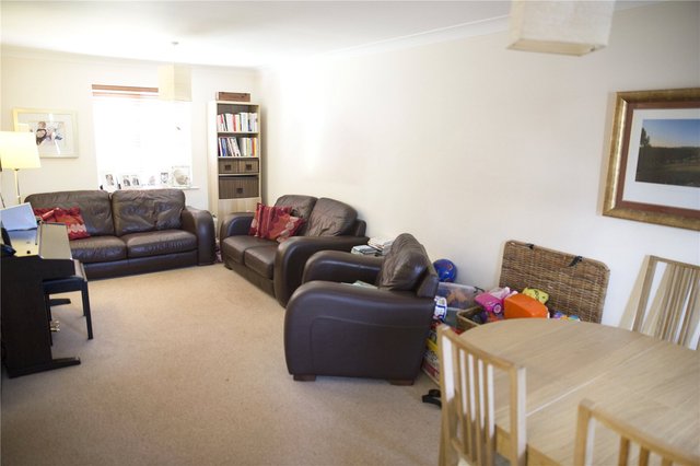  Image of 2 bedroom Apartment for sale in Concorde Court Windsor SL4 at Windsor Berkshire Clewer Village, SL4 3SH