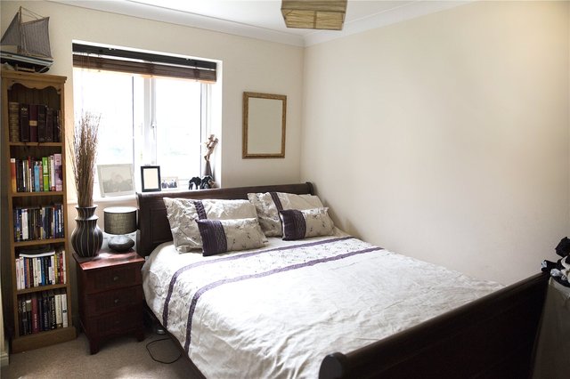  Image of 2 bedroom Apartment for sale in Concorde Court Windsor SL4 at Windsor Berkshire Clewer Village, SL4 3SH