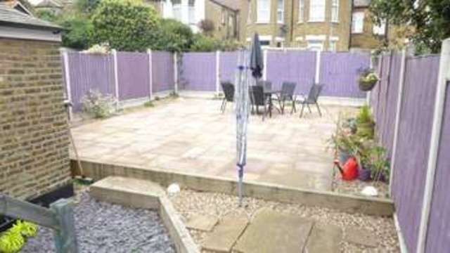  Image of 2 bedroom Ground Flat to rent in Hermitage Road Westcliff-on-Sea SS0 at Westcliff-on-Sea Westcliff-on-Sea, SS0 7NQ