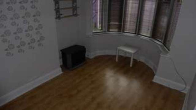  Image of 2 bedroom Ground Flat to rent in Hermitage Road Westcliff-on-Sea SS0 at Westcliff-on-Sea Westcliff-on-Sea, SS0 7NQ