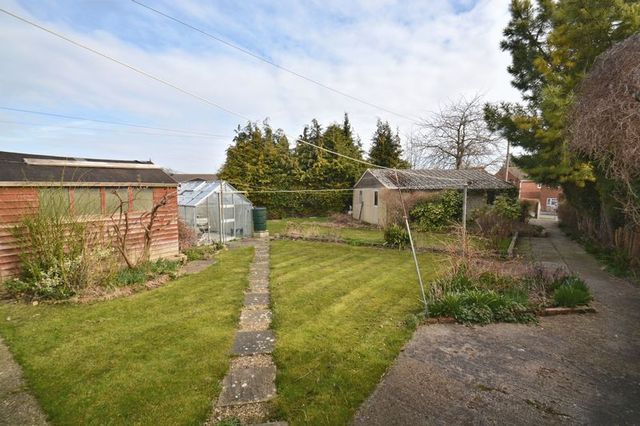  Image of 3 bedroom Semi-Detached house for sale in Wantage Road Harwell Didcot OX11 at Wantage Road Harwell Didcot, OX11 0LJ