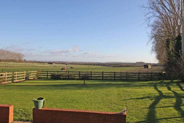  Image of 3 bedroom Semi-Detached house for sale in Milton Hill Milton Hill Abingdon OX14 at Appledore Cottages Milton Hill Abingdon, OX14 4DP