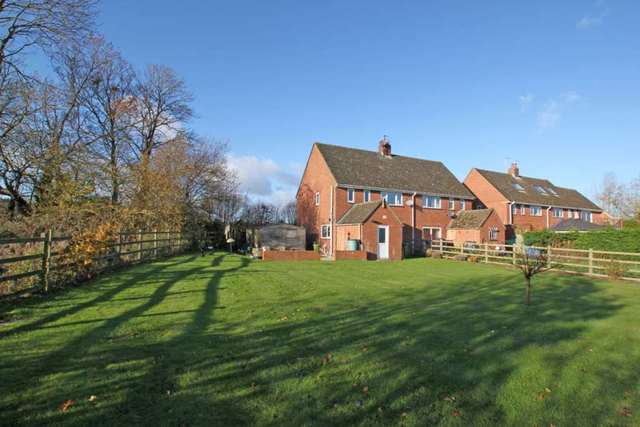  Image of 3 bedroom Semi-Detached house for sale in Milton Hill Milton Hill Abingdon OX14 at Appledore Cottages Milton Hill Abingdon, OX14 4DP