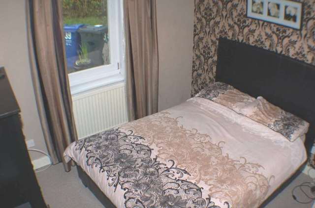  Image of 2 bedroom Cottage for sale in Old Greenock Road Inchinnan Renfrew PA4 at Beardmore Cottages Inchinnan Renfrew, PA4 9PE