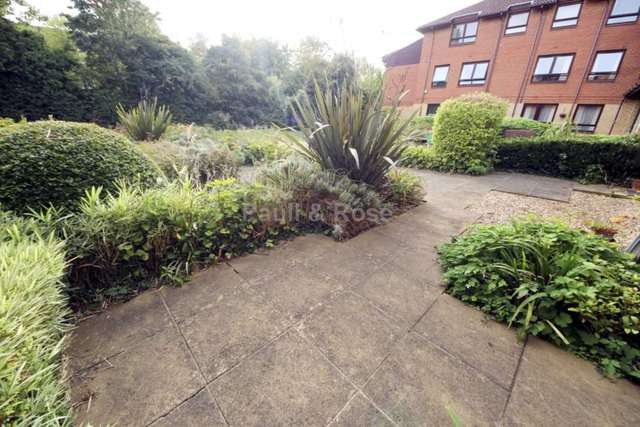  Image of 1 bedroom Apartment for sale in Eastfield Road Peterborough PE1 at Peterborough Eastfield Road Peterborough, PE1 4RB