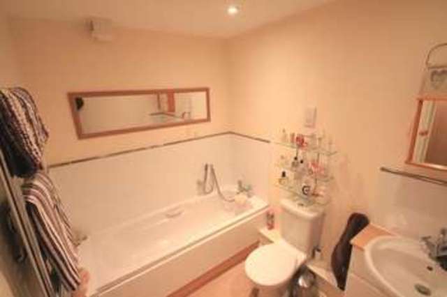  Image of 2 bedroom Flat to rent in Cottage Close Harrow-on-the-Hill Harrow HA2 at Harrow On The Hill  South Harrow, HA2 0HA