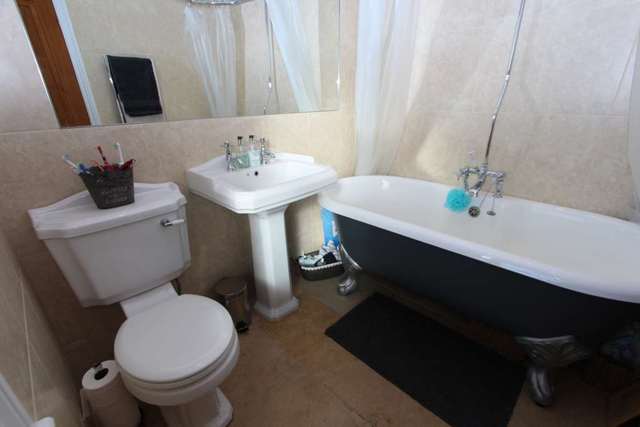  Image of 3 bedroom Detached house for sale in Ladywell Lane Liversedge WF15 at Ladywell Lane Hartshead Liversedge, WF15 8EU