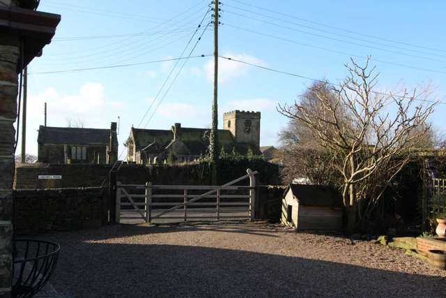  Image of 3 bedroom Detached house for sale in Ladywell Lane Liversedge WF15 at Ladywell Lane Hartshead Liversedge, WF15 8EU
