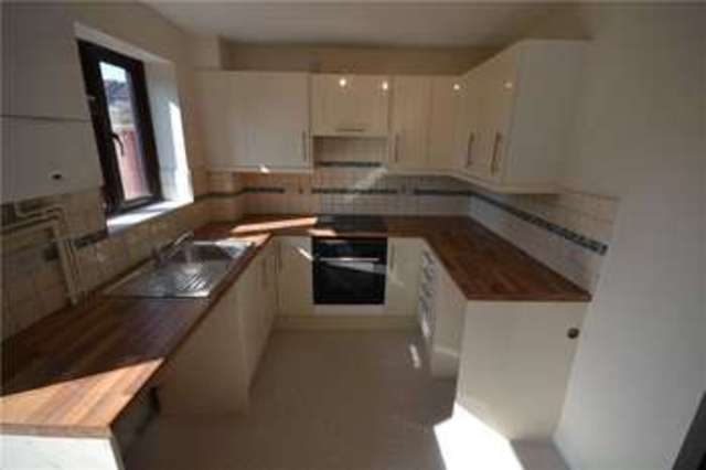  Image of 2 bedroom Terraced house to rent in Larchwood Thorley Bishop
