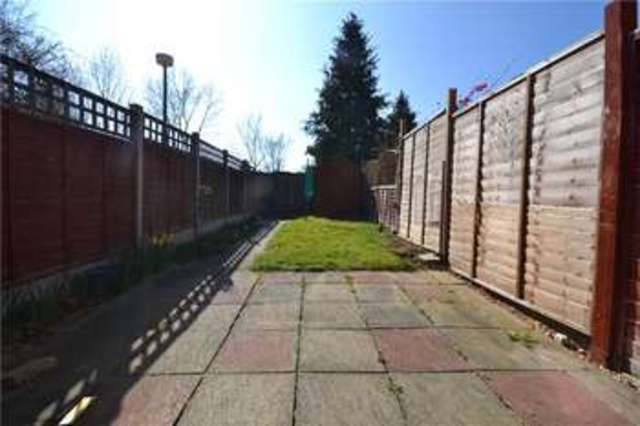  Image of 2 bedroom Terraced house to rent in Larchwood Thorley Bishop