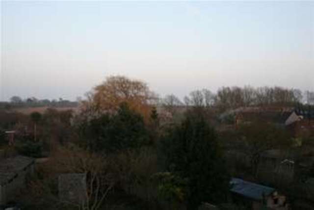  Image of 3 bedroom Detached house to rent in Silver Road Burnham-on-Crouch CM0 at Burnham-on-Crouch, CM0 8LA