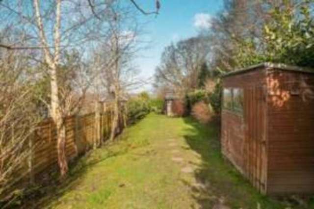  Image of 2 bedroom Cottage for sale in Nutfield Road Nutfield Redhill RH1 at Nutfield Road Nutfield Nutfield, RH1 4HA
