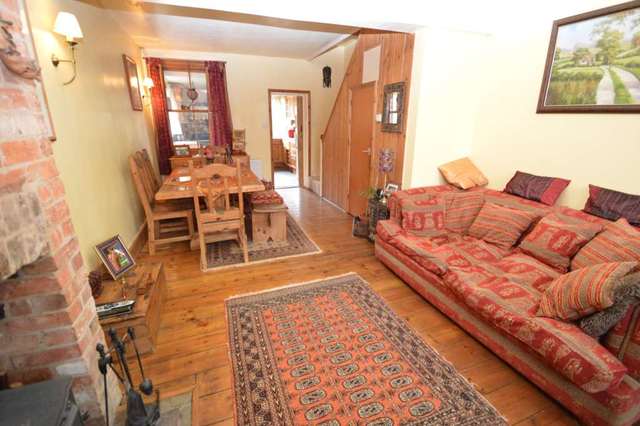  Image of 2 bedroom End of Terrace for sale in School Lane Weston Turville Aylesbury HP22 at School Lane Weston Turville Aylesbury, HP22 5SG