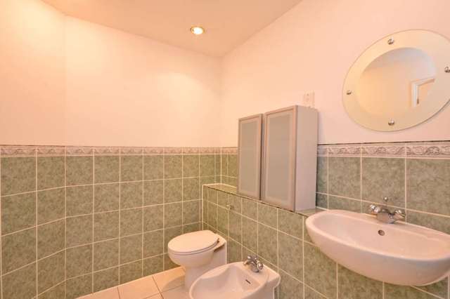  Image of 2 bedroom Apartment to rent in Lisle Close London SW17 at Lisle Close  London, SW17 6LB