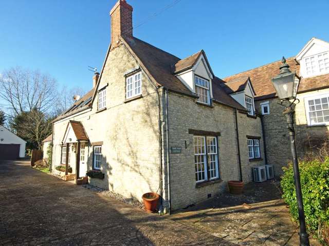  Image of 4 bedroom Semi-Detached house for sale in St. Giles Close Wendlebury Bicester OX25 at St Giles Wendlebury Bicester, OX25 2PZ