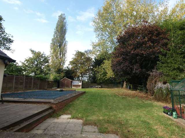  Image of 4 bedroom Semi-Detached house for sale in St. Giles Close Wendlebury Bicester OX25 at St Giles Wendlebury Bicester, OX25 2PZ