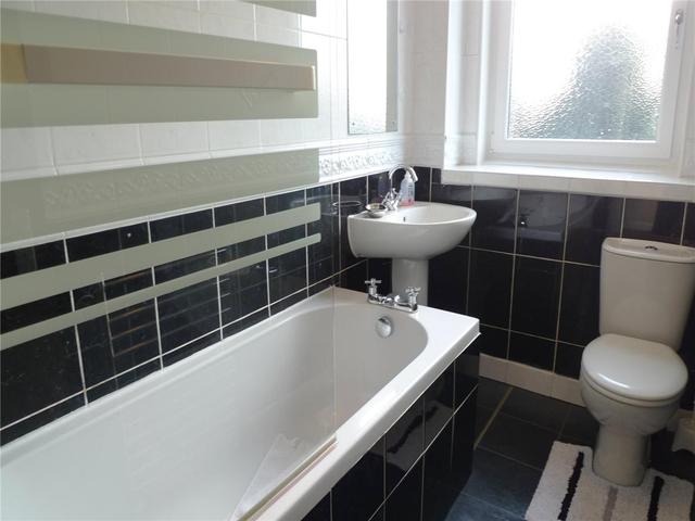  Image of 1 bedroom Flat to rent in Stuart Crescent East Craigs Edinburgh EH12 at Corstorphine Edinburgh Edinburgh, EH12 8XR