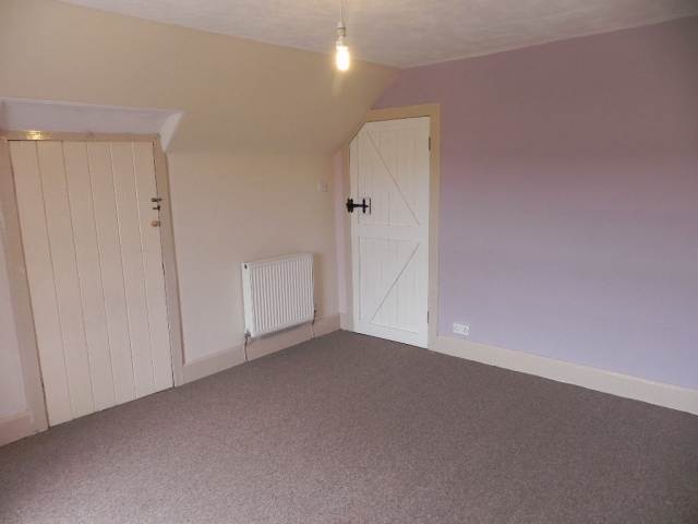  Image of 3 bedroom Cottage to rent in Rothes Aberlour AB38 at Rothes Moray Moray, AB38 7AQ