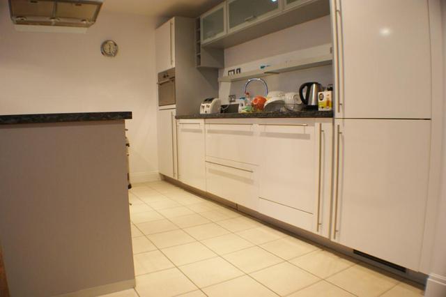  Image of 2 bedroom Flat to rent in Winchester Road London NW3 at Swiss Cottage  London, NW3 3ND