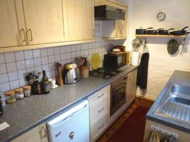  Image of 2 bedroom Terraced house for sale in Leatherhead Road Bookham Leatherhead KT23 at Leatherhead Road  Bookham, KT23 4RW
