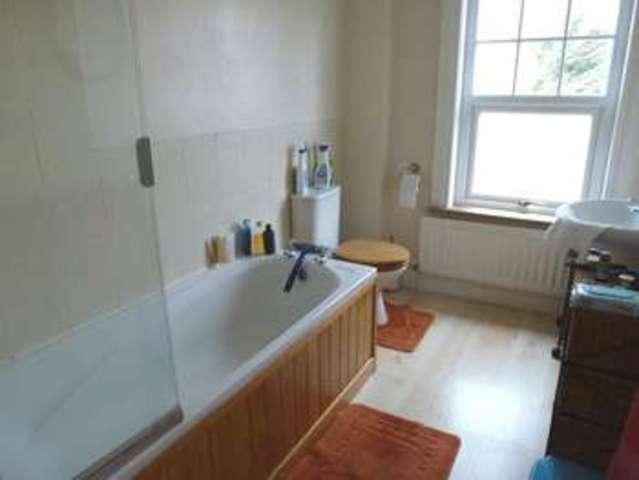  Image of 2 bedroom Terraced house for sale in Leatherhead Road Bookham Leatherhead KT23 at Leatherhead Road  Bookham, KT23 4RW