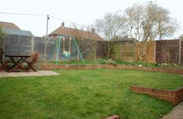  Image of Property for sale in Covey Way Alresford SO24 at Covey Way  Alresford, SO24 9QN