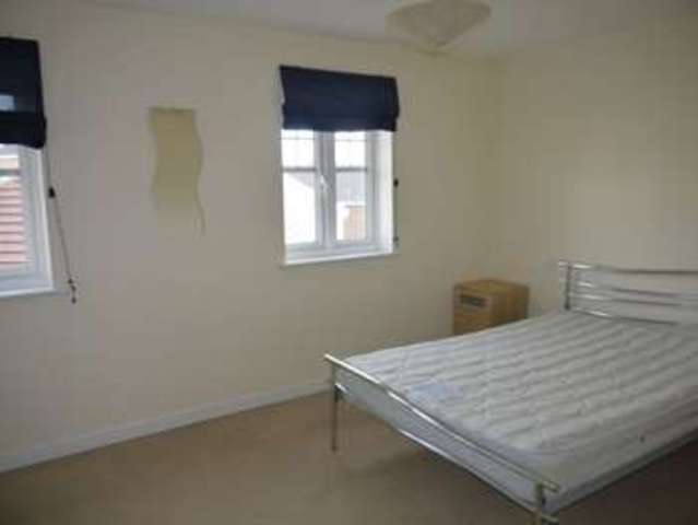  Image of 2 bedroom Flat to rent in Bright Wire Crescent Eastleigh SO50 at Bright Wire Crescent  EASTLEIGH, SO50 5SQ