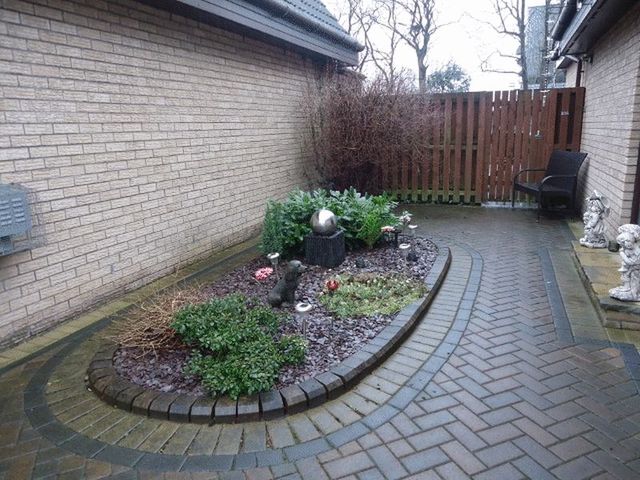  Image of 3 bedroom Detached house for sale in Caledonian Road Alloa FK10 at Caledonian Road  Alloa, FK10 1NS