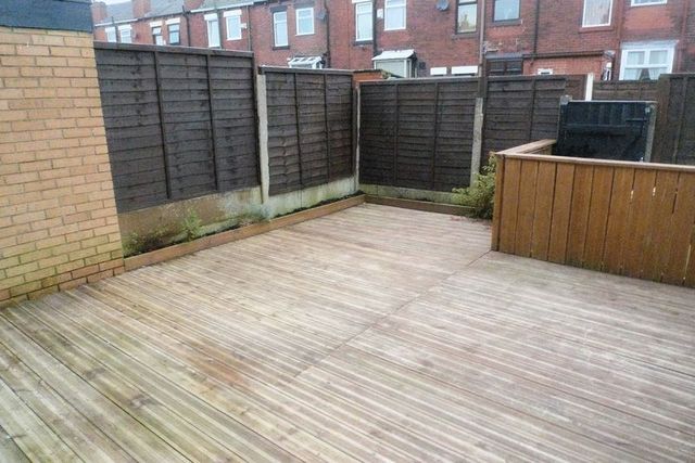  Image of 2 bedroom Terraced house to rent in Gainsborough Avenue Bolton BL3 at Gainsborough Avenue Morris Green Bolton, BL3 3LN