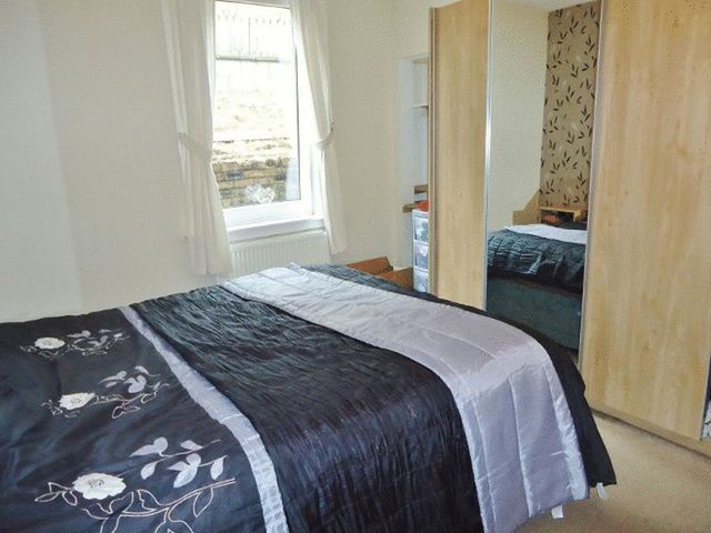  Image of 2 bedroom Flat for sale in Beechwood Sauchie Alloa FK10 at Beechwood  Sauchie, FK10 3LA