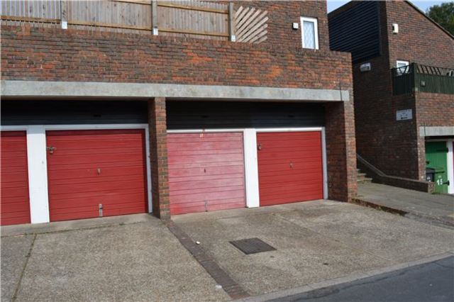  Image of 3 bedroom Terraced house for sale in Northampton Way St. Leonards-on-Sea TN38 at East Sussex, TN38 9QN