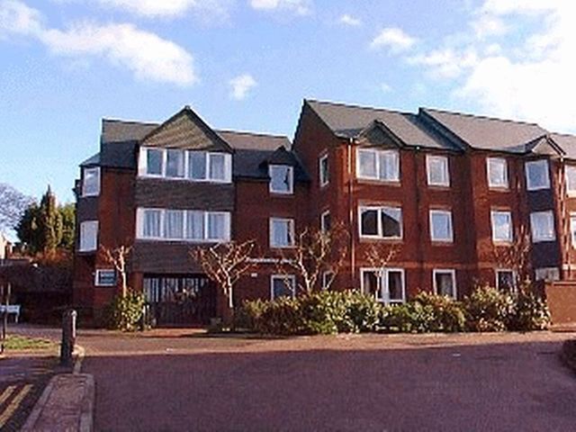  Image of 1 bedroom Retirement Property for sale in Carrington Way Wincanton BA9 at Carrington Way  Wincanton, BA9 9JH