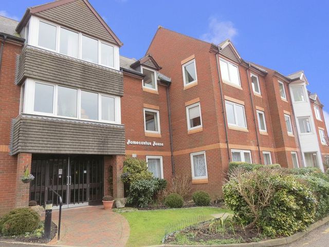  Image of 1 bedroom Retirement Property for sale in Carrington Way Wincanton BA9 at Carrington Way  Wincanton, BA9 9JH