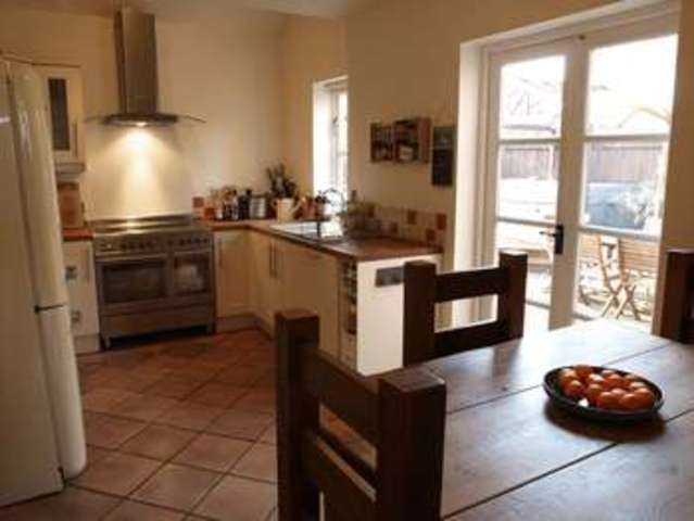  Image of 4 bedroom Detached house for sale in Station Road Sutton-on-Trent Newark NG23 at 17 Station Road  Newark, NG23 6QF