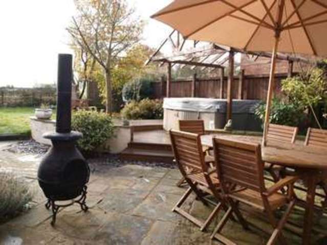  Image of 4 bedroom Detached house for sale in Station Road Sutton-on-Trent Newark NG23 at 17 Station Road  Newark, NG23 6QF