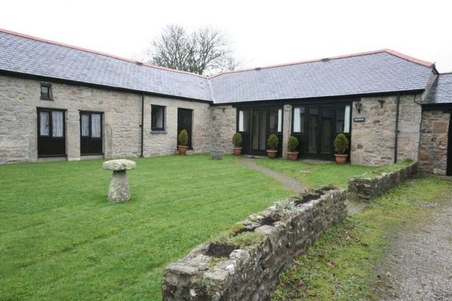  Image of 2 bedroom Bungalow to rent in Ponsanooth Truro TR3 at Ponsanooth Truro, TR3 7HL