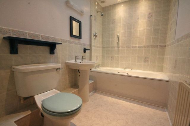  Image of 2 bedroom Bungalow to rent in Ponsanooth Truro TR3 at Ponsanooth Truro, TR3 7HL